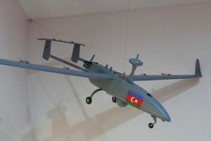 Армия Азербайджана в октябре получит беспилотники-камикадзе