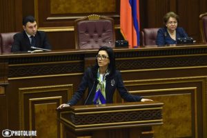 Парламент Армении дал "зеленый свет" новой структуре правительства