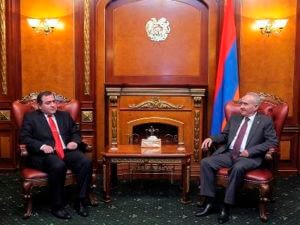Галуст Саакян принял посла Грузии