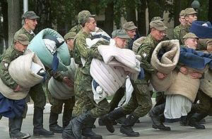 Российских призывников заманивают в ловушку и сдают в военкоматы