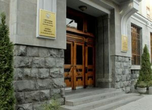 «Грапарак»: Кадровые перестановки в Генпрокуратуре Армении начнутся после формирования правительства