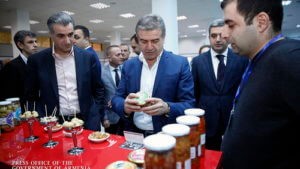 Премьер призвал компании представить пакет предложений