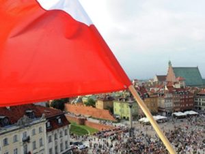 Варшава требует у посольства России 260 млн рублей