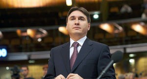 Президент Саргсян назначил руководителя аппарата президента и секретаря СНБ