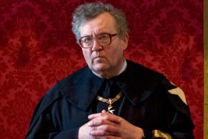 Принц и Великий магистр Суверенного военного ордена Мальты принял участие в литургии в Ереване