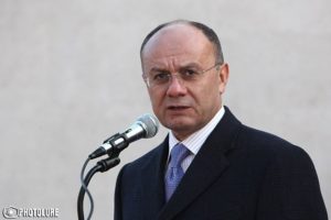 Сейран Оганян стал оппозиционером?