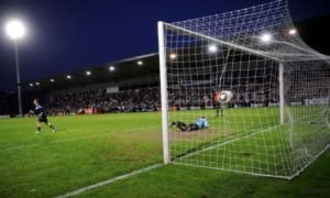 Впервые в истории футбола игроку была показана зеленая карточка