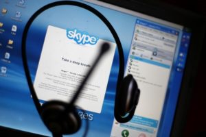 Армянским зекам разрешат общаться с родственниками по Skype