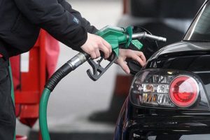 Почему в Армении дешевеет бензин?