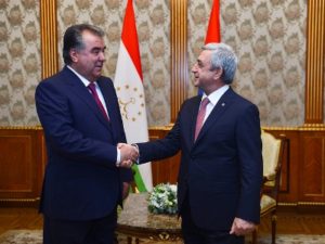 Серж Саргсян встретился с президентом Таджикистана