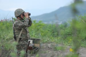 Азербайджан ночью обстрелял карабахские позиции 30 раз - Минобороны НКР