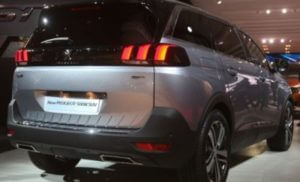 В Париже прошла презентация семиместного Peugeot 5008