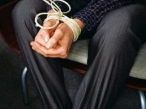 В Армении налоговый инспектор похитил гражданина Ирана