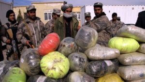 Арестованы украинцы, которые возили наркотики и оружие для боевиков "Исламского государства"