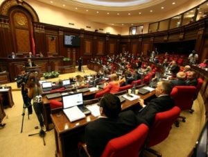 Неэффективные госведомства будем закрывать - Карапетян