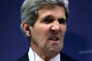 Керри призвал начать расследование военных преступлений России в Сирии