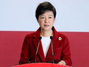 Лидер Южной Кореи призвала жителей КНДР бежать на Юг