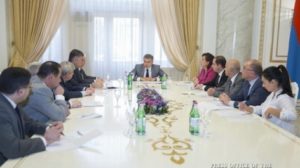 Правительство продолжит помогать сирийским армянам