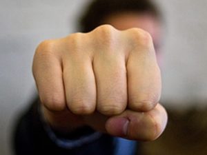 В Азербайджане пьяный муж забил до смерти мать пятерых детей