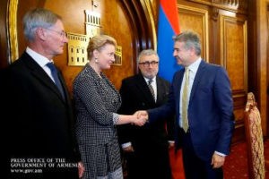 Премьер-министр Армении принял делегацию EU-Asia Business Finance Center Holding