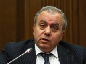 Экс-премьер: Депутаты не должны сами писать законы – они должны подавать идеи