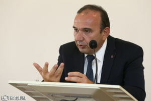 Армения не предоставит русскому языку статус государственного - министр