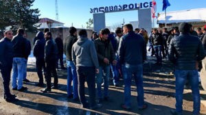 Жители Джавахка вышли на митинг и требуют от полиции Грузии раскрыть жестокое убийство армянской семьи в селе Вачиан