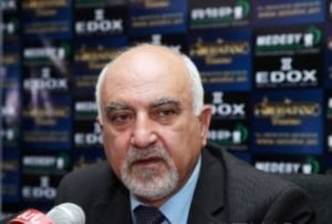 Паруйр Айрикян предлагает политическим силам Армении объединиться на выборах в Демократическом союзе