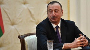 «Туран»: Посылаемые Ильхамом Алиевым сигналы свидетельствуют об ослаблении военного и политического потенциала Азербайджана