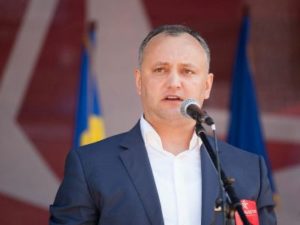 На выборах президента Молдовы победил пророссийский кандидат Игорь Додон