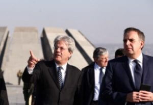 Глава МИД Италии почтил память жертв Геноцида армян