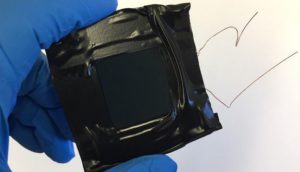 Создан солнечный элемент из перовскитов с рекордным КПД