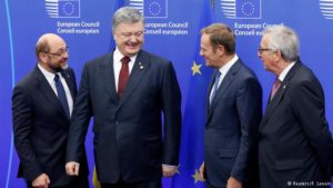 Евросоюз обещает Украине безвизовый режим до конца текущего года