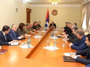 Президент Арцаха созвал расширенное совещание