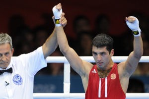 У боксера Миши Алояна отобрали медаль Рио за допинг