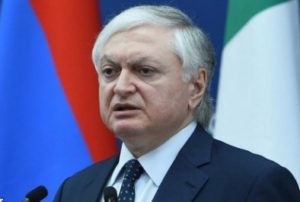 Налбандян: Баку целенаправленно сжигает мосты между двумя народами