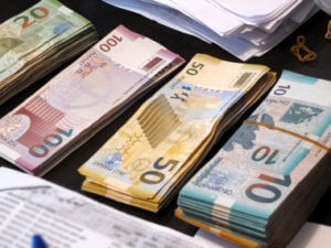 Госбюджет Азербайджана выполнен с дефицитом в 1 млрд