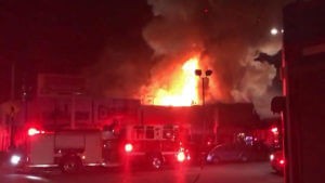 В США крупный пожар во время вечеринки: минимум 9 погибших, 25 человек пропали