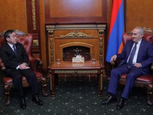 Галуст Саакян принял посла Японии
