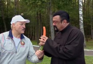 Лукашенко отменил визы для граждан США и Евросоюза