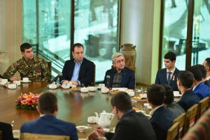 Боеспособная Армия является жизненной необходимостью для нас - Саргсян