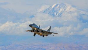 В Армении отпраздновали 21-ую годовщину образования авиации ПВО