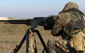 Враг продолжает обстреливать карабахские позиции