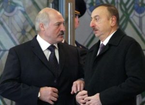 Лукашенко подстелился под Алиева