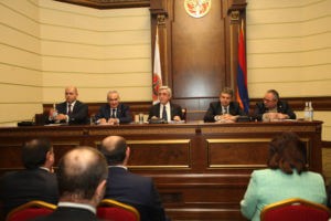 Президент Армении не против переноса даты парламентских выборов