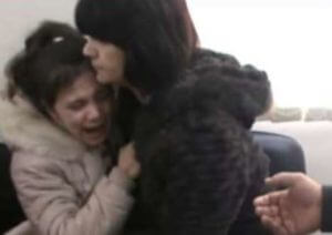 В Азербайджане на суде применили силу к 10-летней девочке