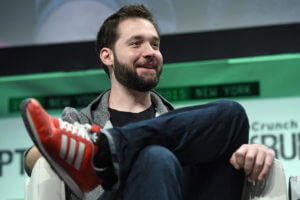 Основатель компании Reddit поздравил соотечественников с Рождеством и пообещал весной приехать в Армению