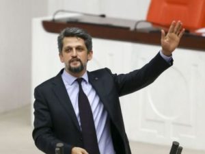 Режим Эрдогана ополчился на Каро Пайляна: депутата пытаются лишить мандата и гражданства
