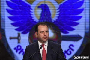 Главы военных ведомств Армении и Ирана обсудят перспективы сотрудничества в оборонной сфере