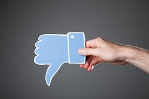 Французский суд объявил друзей в Facebook ненастоящими